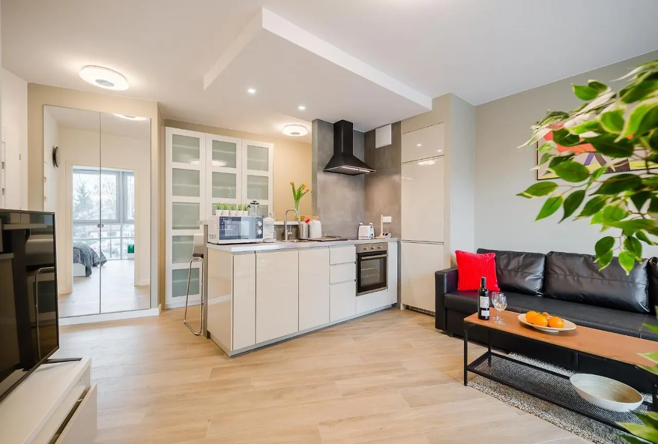 Apartments Kontinuum Gdansk by Renters 0*,